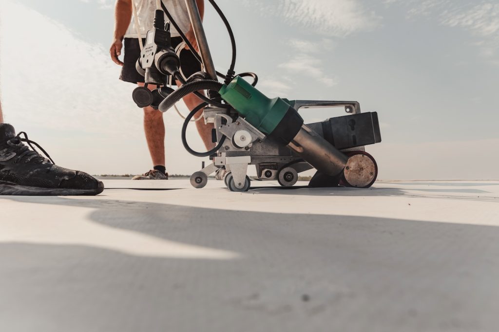 Automatic Welder for welding TPO and PVC sheets in roofing.