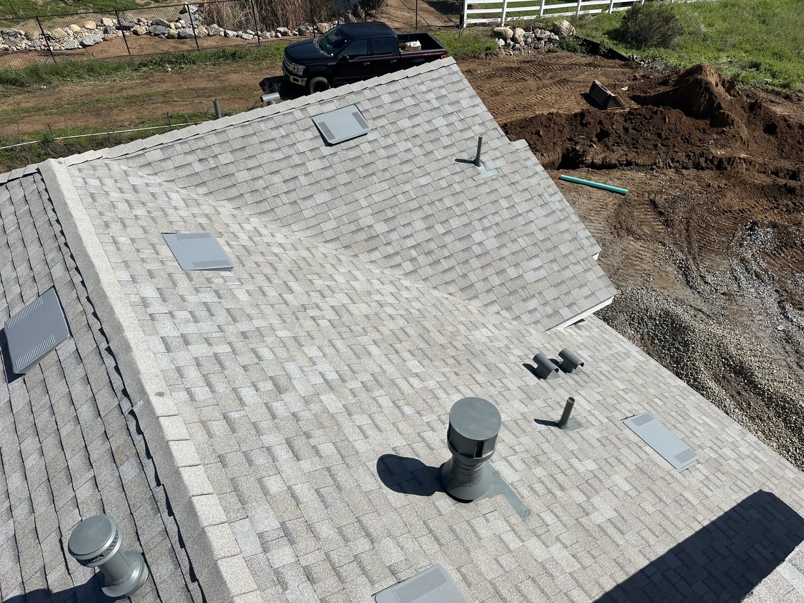 Streamline ashpalt shingle roof