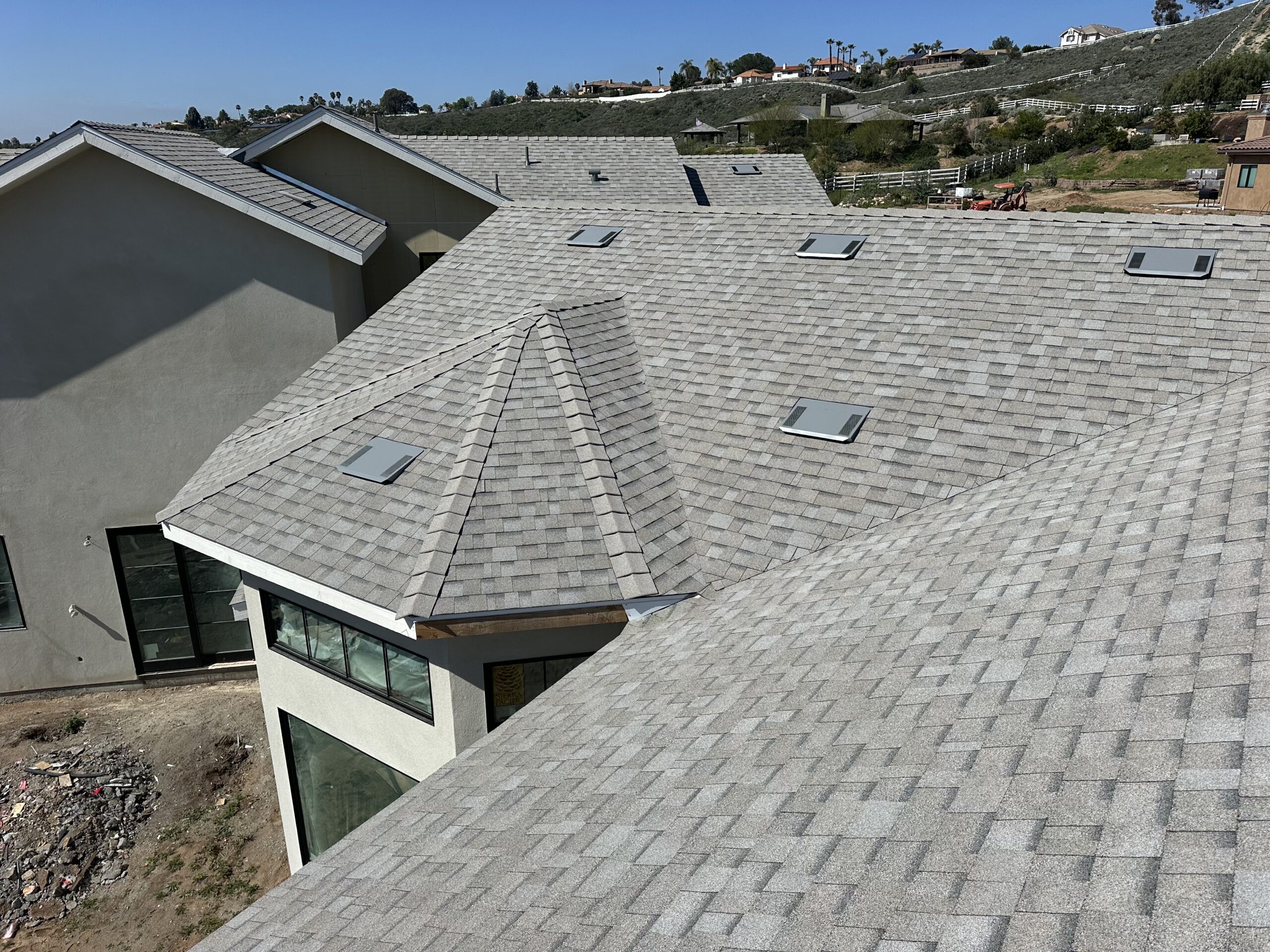 Streamline ashpalt shingle roof